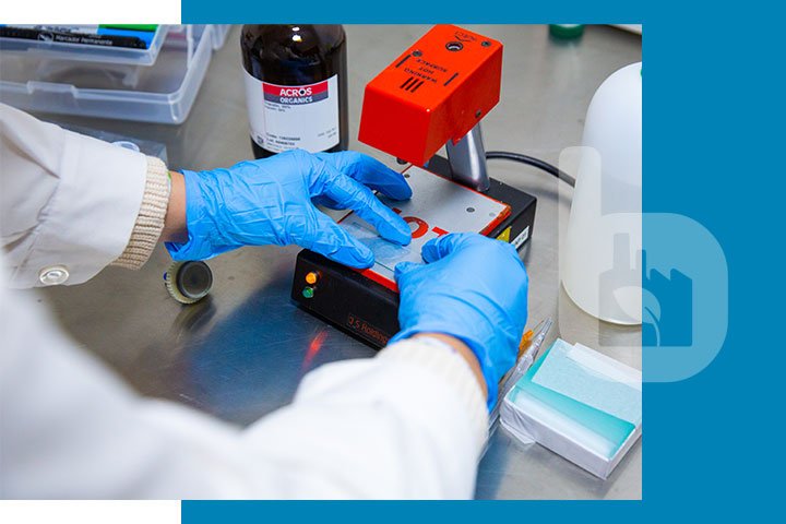 Laboratorio de Ensayo de Asbesto - Análisis de Muestras